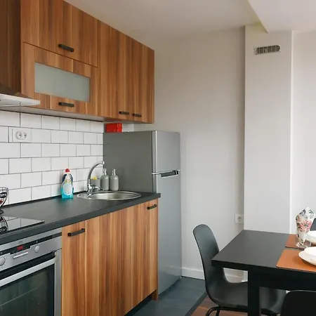 דירה Serdica Tower View Dt Parking Wi-fi Ac סופיה